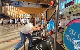 5c5cb69c-7271-4ef9-bd20-75f4a33f8ab9