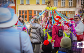 Galeria aktualności Międzypokoleniowe Święto Wiosny w Trzebiatowie 8
