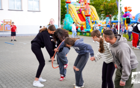 Galeria aktualności Rodzinny i sportowy piknik w Szkole Podstawowej nr 2 w Trzebiatowie 4