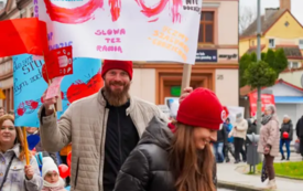 Galeria aktualności Marsz &bdquo;Przemoc rodzi przemoc &ndash; przerwij łańcuch&rdquo; przeszedł ulicami Trzebiatowa 9