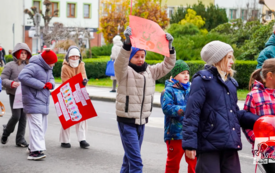 Galeria aktualności Marsz &bdquo;Przemoc rodzi przemoc &ndash; przerwij łańcuch&rdquo; przeszedł ulicami Trzebiatowa 11