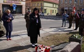 Galeria aktualności Pamięć o Ofiarach Katastrofy Smoleńskiej - Hołd dla generała Stanisława "Nałęcz" Komornickiego 12