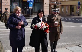 Galeria aktualności Pamięć o Ofiarach Katastrofy Smoleńskiej - Hołd dla generała Stanisława "Nałęcz" Komornickiego 14