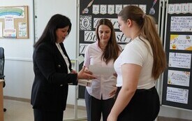 Galeria aktualności Rozstrzygnięcie Konkursu Kaligraficznego o Pi&oacute;ro Burmistrza Trzebiatowa 7