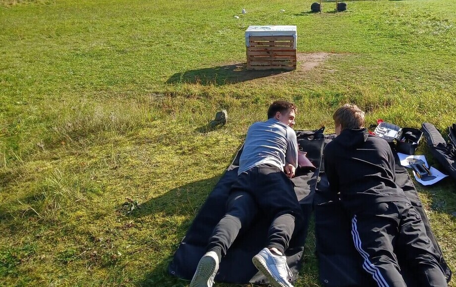 Szkolenie strzeleckie dla uczniów z Trzebiatowa