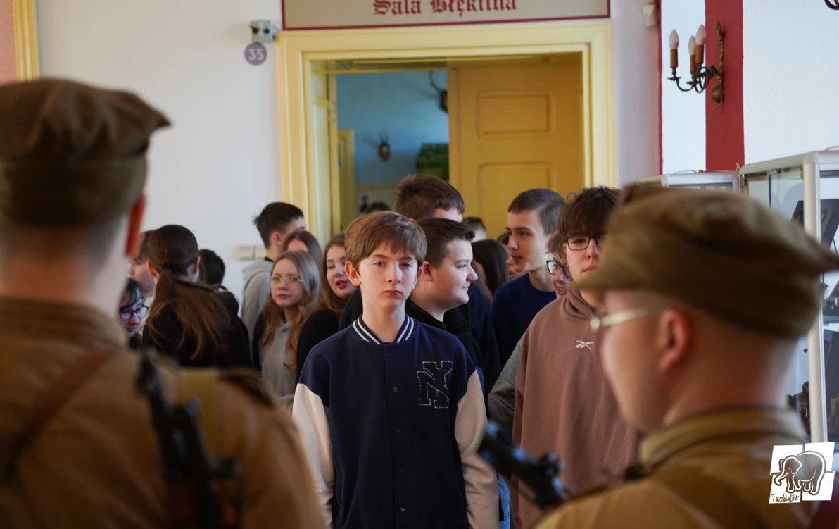 Zdjęcie do Edukacyjne obchody 80. rocznicy zaślubin z Bałtykiem