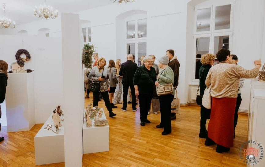 Zdjęcie do Otwarcie Wystawy Pracowni Ceramicznej ˝Pod schodami˝