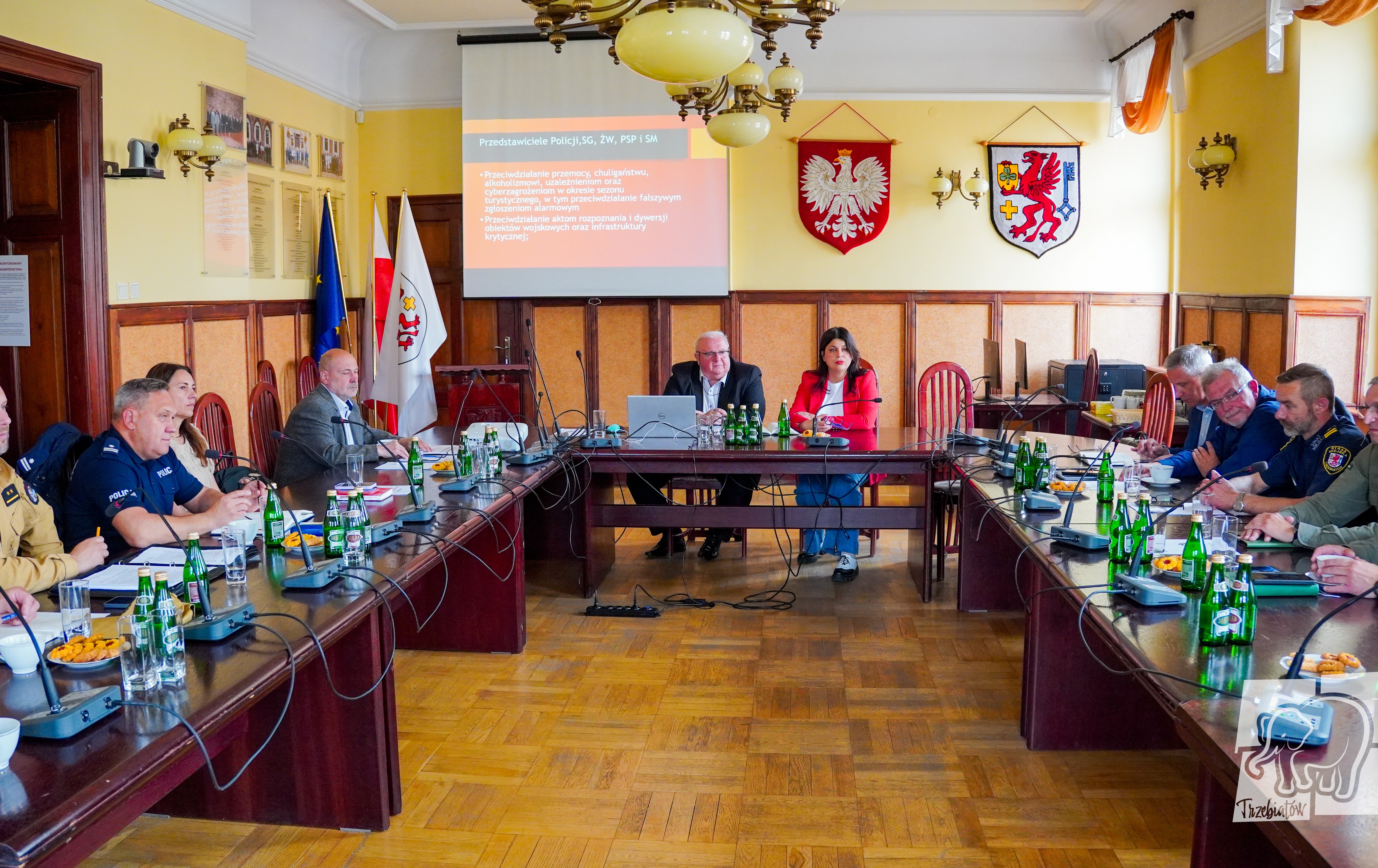 Zdjęcie do Rada Koordynacyjna przed sezonem letnim w Gminie Trzebiat&oacute;w