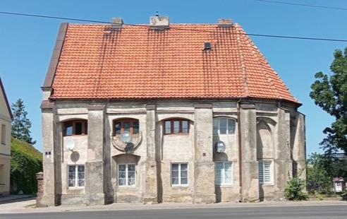 Zdjęcie do Remont budynku komunalnego przy ul. Kołobrzeskiej 6 z 60 % dofinansowaniem BGK